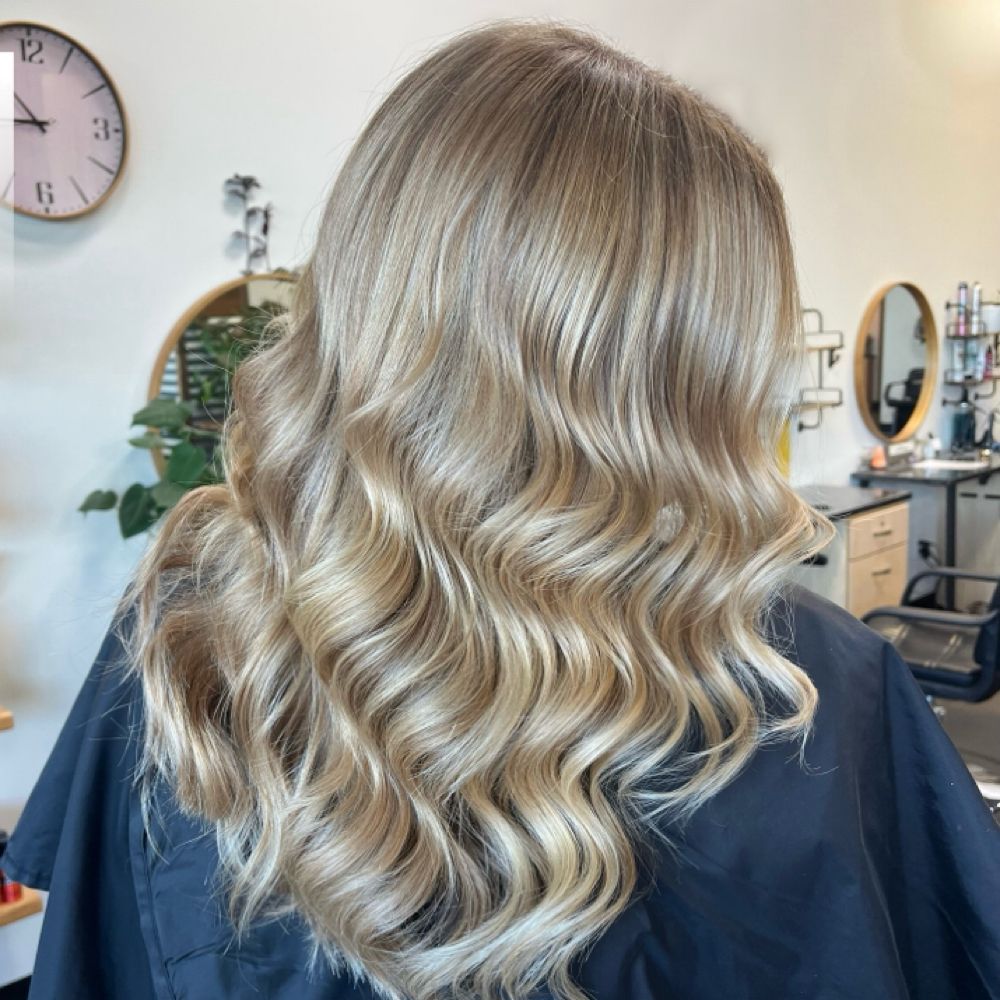 Chlo & Co. Hair Studio hair work in Kansas City, example 1